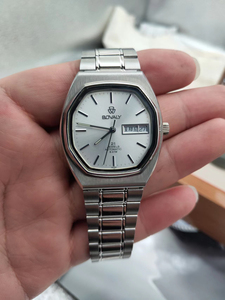 瑞士宝华利手表,男式自动手表.搭载eta2846金色机芯,表