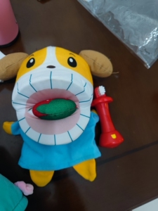 巧虎大嘴狗刷牙组 佩琪爸爸佩琪妈妈手偶.配件齐全无包装,无破