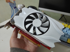 rx570 8g 正常使用,itx短卡6pin供电,刷了58