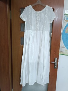 女士连衣裙，在阳光下开花出品，原创，面料100%纯棉，内衬也