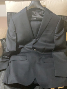 虎豹西服