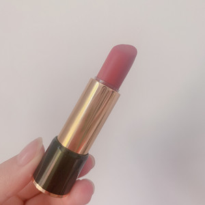 兰蔻口红鬼怪色290,菁纯柔润唇膏系列,之前很火的颜色,比较