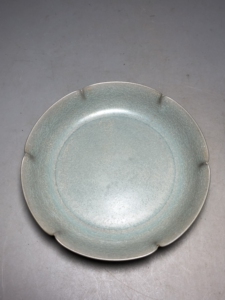 古玩瓷器 唐宋元明清老窑瓷器官窑哥窑汝瓷宋代清凉寺汝窑葵口碟