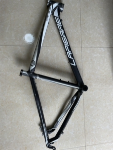 拉皮儿山地车车架