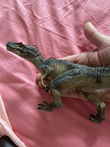 papo异特龙,品相完美,无损,通病就是站不稳.闲置物品,不