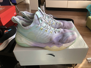 安踏kt6low行云流水篮球鞋.汤姆森同款实体店购买899