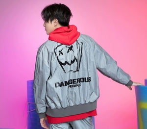 反光外套薛之谦