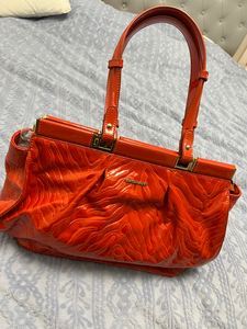 000人付款淘宝帕莎妮真皮包包只爱你lovebaby100.