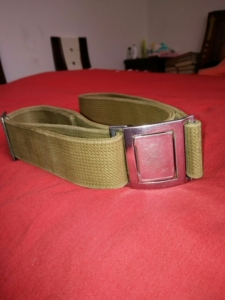 65式帆布外腰带,土黄色,品如图.喜欢的朋友看细节图联系,看