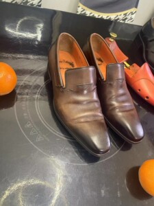 菲拉格慕男皮鞋,奢饰品,正品41码,八成新,无破损,内外头层