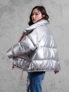 银色羽绒服女短款亮面韩版2020年新款女个性时尚潮流撞色冬季