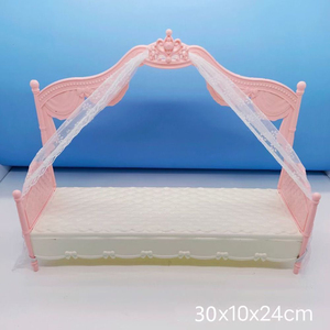 芭比娃娃玩具配件欧式公主床带睡帘卧室家具节日礼物(床加一套枕