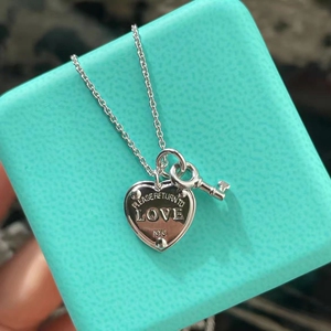 000人付款淘宝tiffany蒂芙尼爱心锁头项链t_1483433508267_0711363.