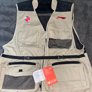 李宁赞助cba联赛记者工作马甲  摄影马甲 cba 联赛 记