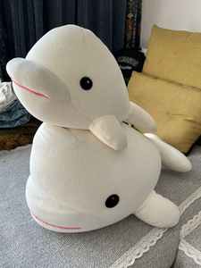 大白鲸毛绒玩具大号