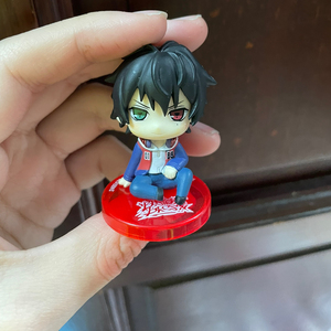 催眠麦克风 扭蛋 坐姿 山田一郎 小手办