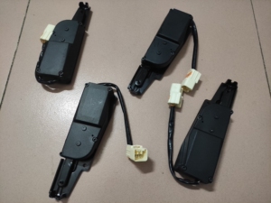 电动尾门电吸配件,通用后备箱门锁电机.适用奔驰宝马奥迪丰田本