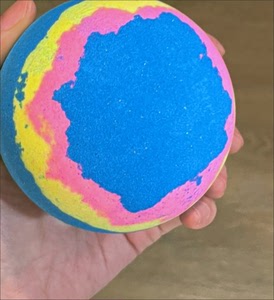 日本泡澡球网红星空气泡弹爆炸沐浴球泡泡浴儿童浴缸牛奶沐浴花瓣