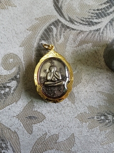 龙婆多2521金属掩面佛必打,售出不退换