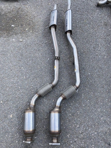 奥迪a6 a6lc62.4三元催化器全新原装