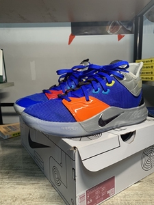 耐克pg3 nasa联名蓝橙,40码,水晶底氧化泛黄,鞋底无