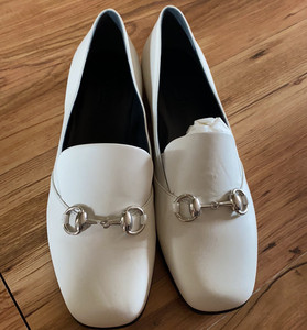 马蹄扣乐福鞋粗跟