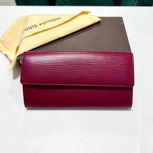 lv路易威登水波纹女款长款钱包