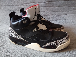 二手正品耐克aj3火星之子黑水泥篮球鞋46码,专柜正品,成色
