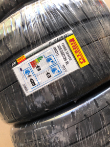 倍耐力tr(trofeo r)街道,赛道最强半热熔轮胎 保证