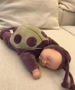 睡眠娃娃仿真正品比伯