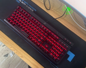 美商海盗船K68红轴机械键盘网咖电竞游戏键盘有线，键盘功能正