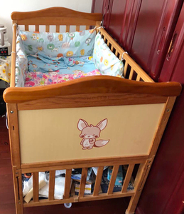 笑巴喜婴儿床,送摇篮,送围栏软包,加一起原价四百多,便宜出