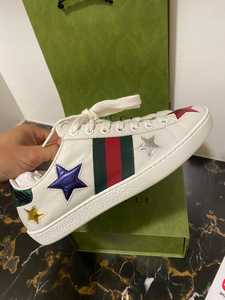 gucci/古驰女士8215五角星小白鞋,34码,轻微试穿痕迹