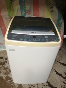 转让:三羊7.0公斤全自动洗衣机,原装正品,没有修过.新旧如