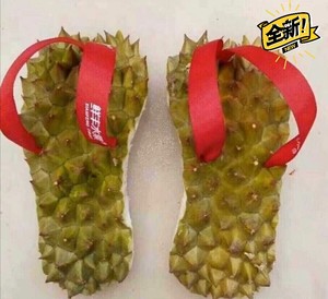 全新 专利产品,独家发明的榴莲针灸拖鞋,此鞋具有强大的针灸理