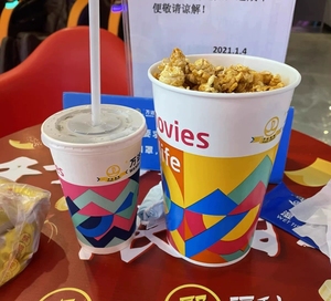 40元2张电影票加2杯可乐一桶爆米花