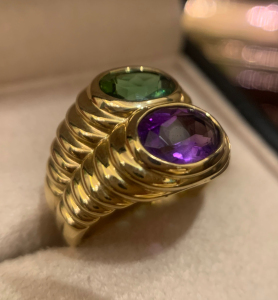 宝格丽彩宝戒指