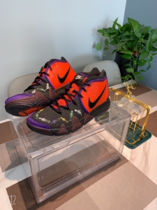 欧文4代篮球鞋 亡灵节配色44.5码全新 kyrie4