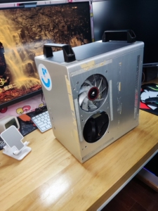 乔思伯rm2机箱,魔改版,rm2改装方案,侧面可以装240水