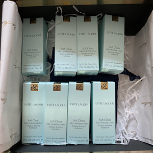 雅诗兰黛粉水小样50ml/瓶,40元一瓶 打包8个带走300