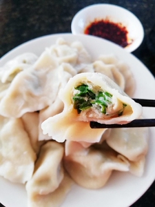 鲅鱼水饺配方山东胶东地区的特色美食口味鲜香爆汁老少皆宜