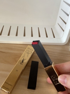 ysl小金条21,韩国免税店购入,做工瑕疵,全新未使用