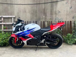 本田摩托车 本田cbr600 f5 仿赛趴赛公路赛跑车摩托车