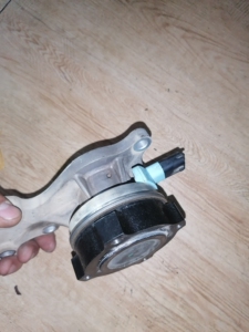 别克全新英朗水泵