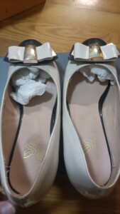 毅雅女单鞋,37码,跟高4厘米,新旧如图,20包邮.二手物品