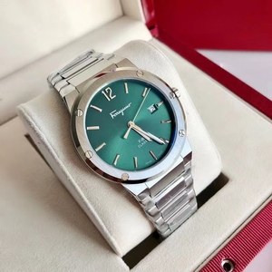 菲拉格慕f80 石英男表,瑞士机芯,表径41mm,防炫目蓝宝