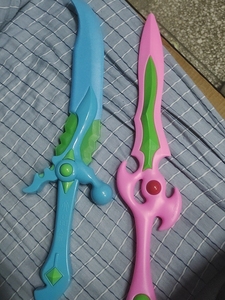 神兵小将玩具天晶与天晶紫剑.全新仅拆.两个购入价100亏点钱