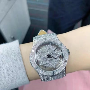 davena蒂玮娜同款五芒星时来运转手表女款满天星轻奢小众高