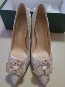 天鹅高跟鞋女2021年新款细跟水晶鞋婚鞋新娘鞋女伴娘鞋晚礼鞋