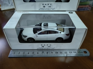 玩具车,全新原厂广汽本田八代雅阁百万纪念版车模,原包装没拆过